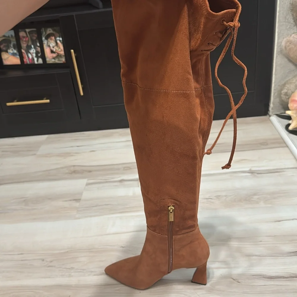 Vince Camuto Taplana Over The Knee Boots 7.5 Cognac Suede Pointed Toe Unworn